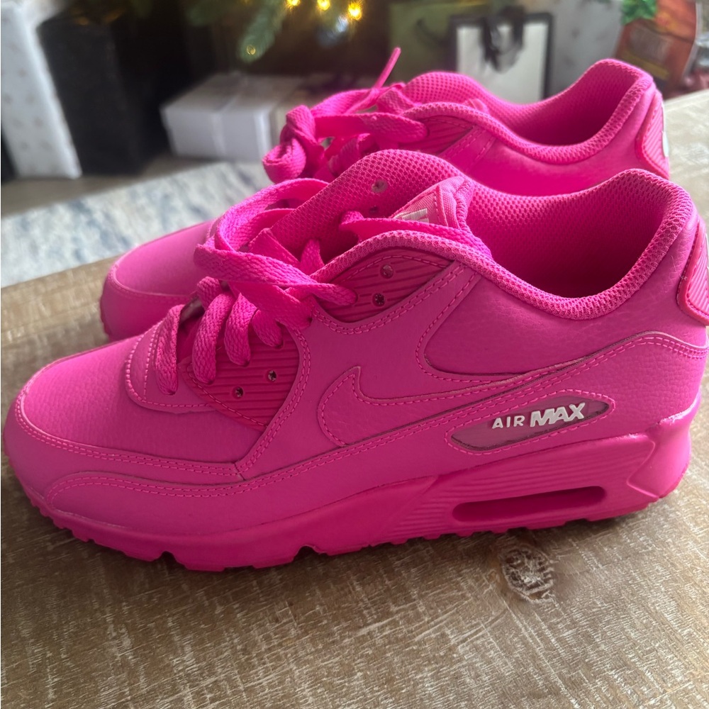 Nike Women's Athletic Shoes - Vibrant Pink - Picture 2 of 5